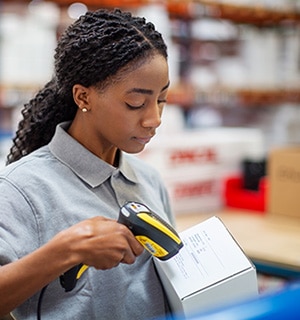 Linerless Labels for Warehouse Logistics Packagaing